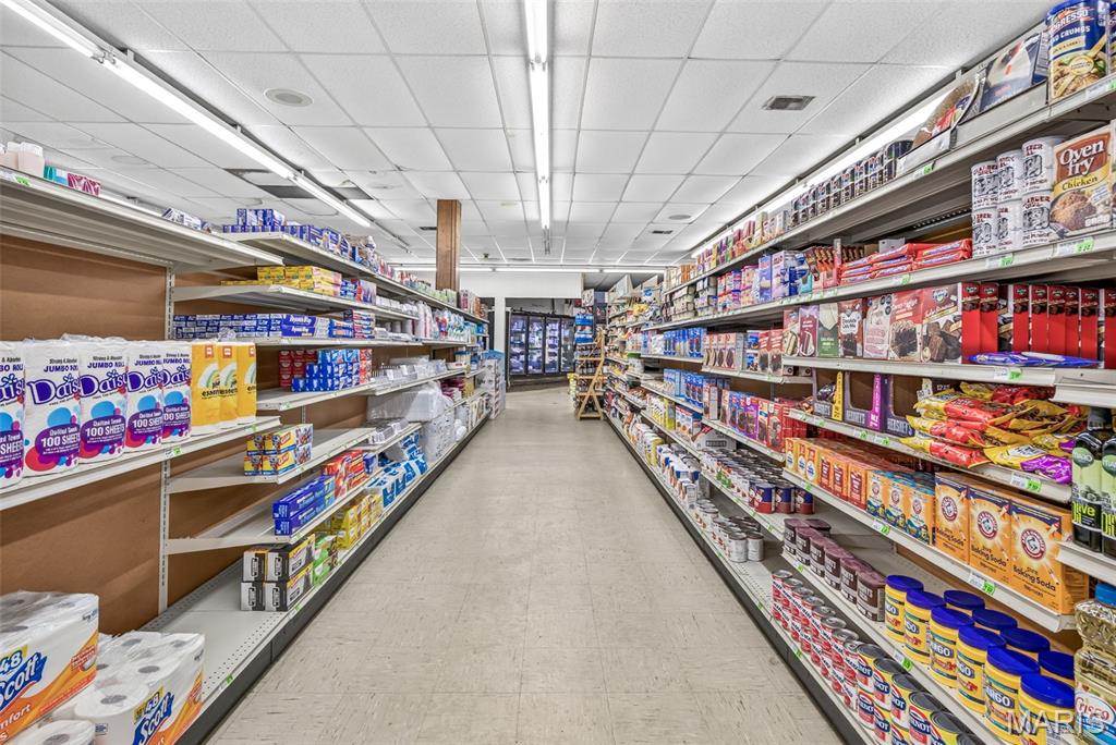 na - Commercial Sale