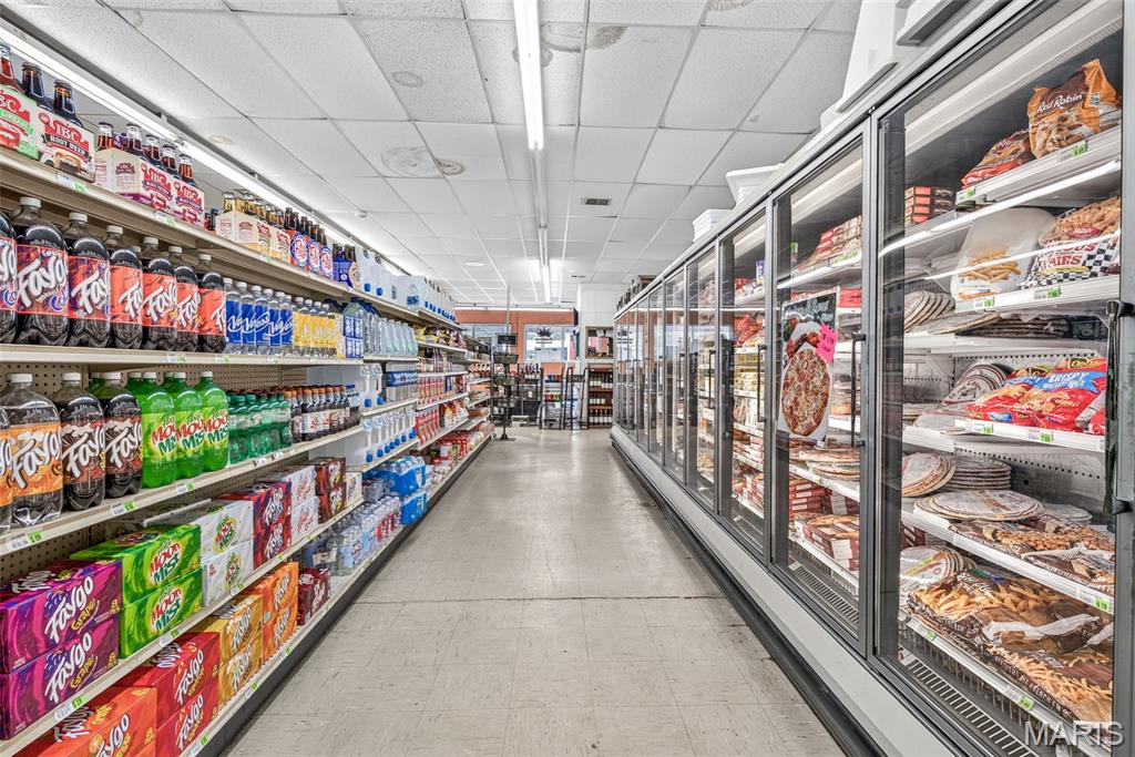 na - Commercial Sale