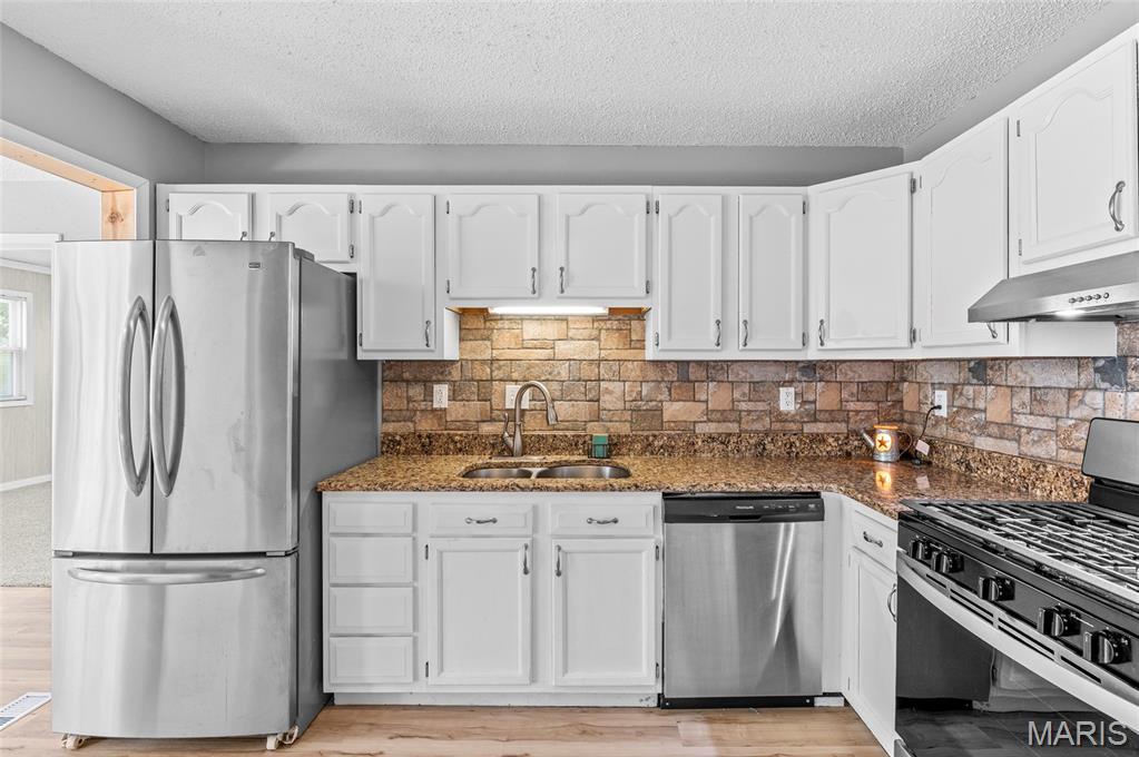 Chouteau Trace 1 - Residential