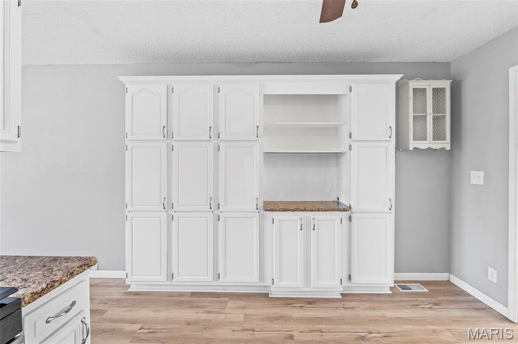 Chouteau Trace 1 - Residential