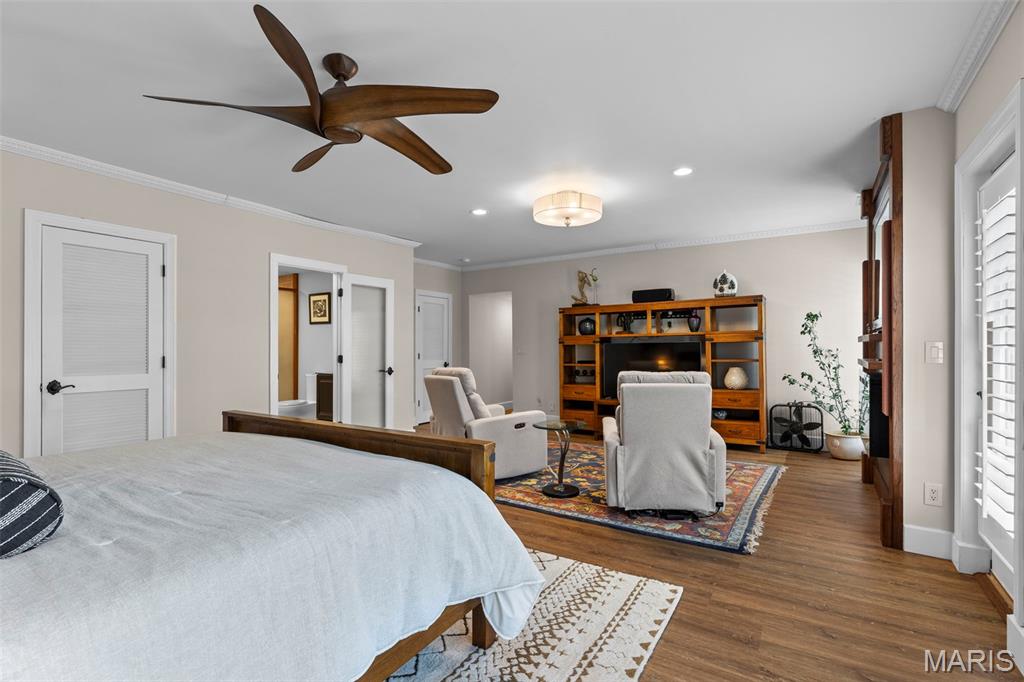 Manors At Village Green Condo - Residential