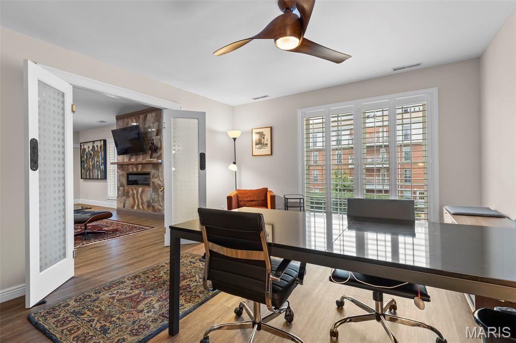Manors At Village Green Condo - Residential
