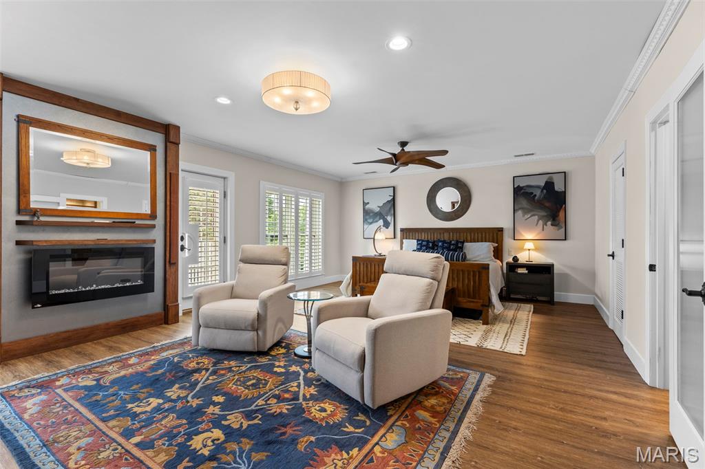 Manors At Village Green Condo - Residential