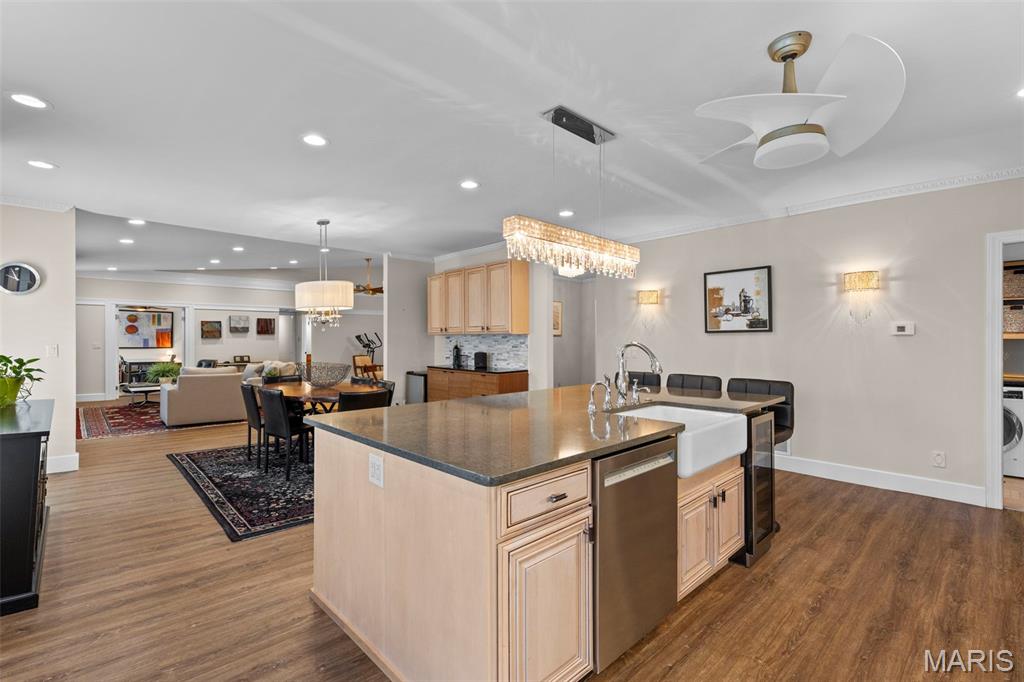 Manors At Village Green Condo - Residential