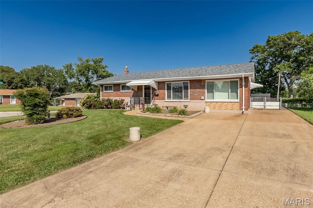 Here you go... GREAT PRICE for this move-in ready 3-bedroom, 2-bath home in 63123 featuring a new roof in 2025! With an expanded floor plan, you’ll love having the EXTRA SPACE to suit your exact needs—home office, extra bedroom, guest suite, or hobbies? This layout offers the perfect blend of space and functionality! But don't stop there: the finished basement expands your living area even more, with tons of storage so you'll have a place for everything. Hardwood floors, updated decor, and a great lot in a convenient, popular neighborhood round it all out. Hurry—this is THE ONE!!