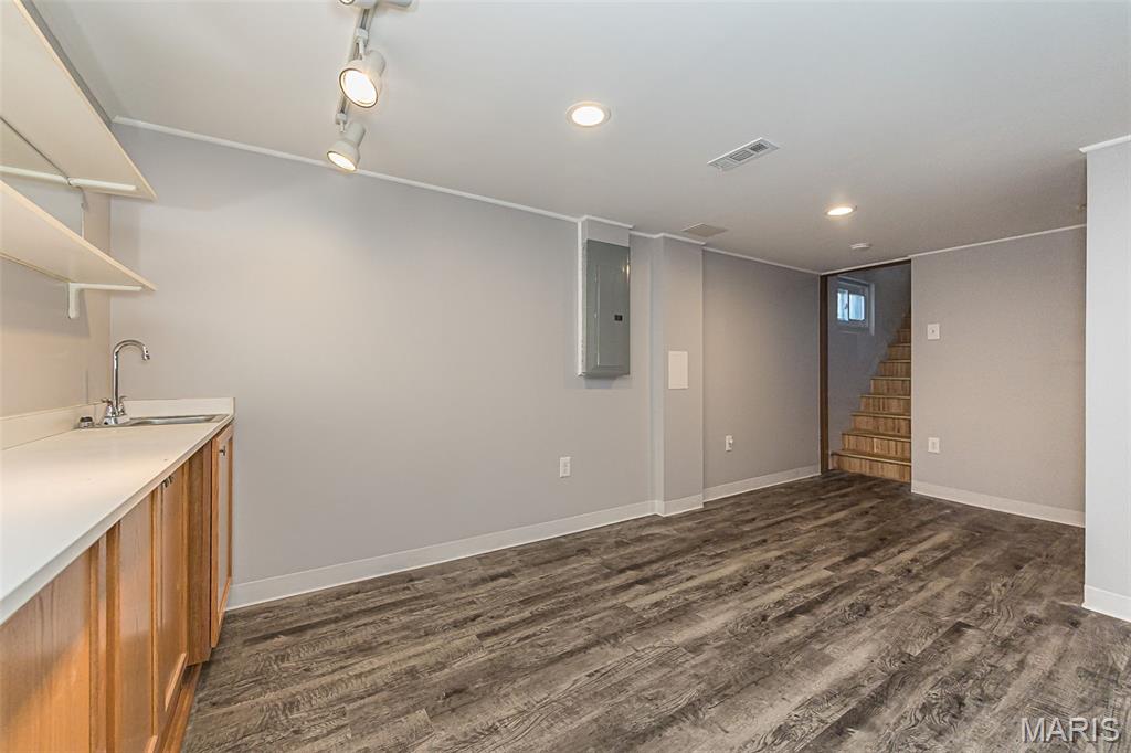 Reavis Gardens 3 - Residential