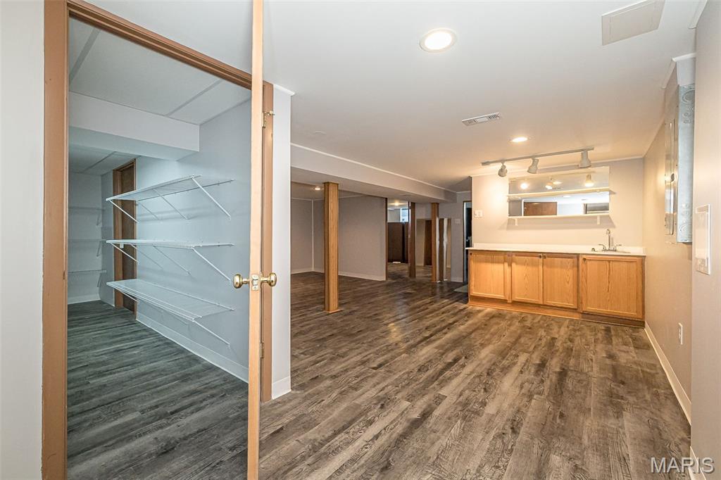 Reavis Gardens 3 - Residential