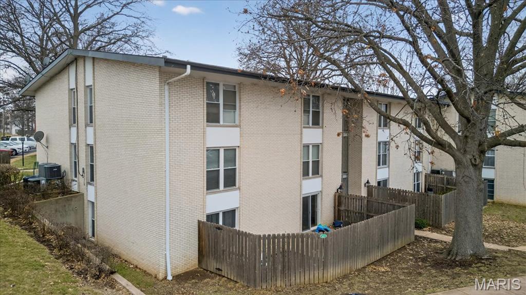 Willow Brook Condo - Residential