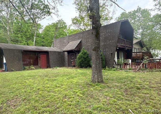 Opportunity to own a 3-bedroom, 2-bath home in the Peaceful Valley Lake community. Situated on a large corner lot with mature shade trees, the property offers a nice lake view and is directly across the street from the community swimming area with a sandy beach. The home also has no immediate neighbors behind, in front, or on one side, providing added privacy.

The property is in need of repairs and updating, making it a great opportunity for buyers looking to renovate and add their own personal touches. Whether you're searching for a weekend getaway, an investment property, or a full-time residence, this home offers plenty of potential in a desirable lake community.

Peaceful Valley Lake features a 175-acre lake and a variety of amenities, including swimming, boating, fishing, tennis courts, camping, a community lodge, and a swimming pool. See the community website for additional information. This property is subject to a first right of refusal by the adjoining land owners.
