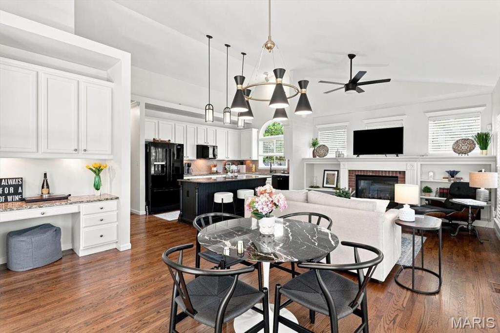 Grand View Ridge Three - Residential