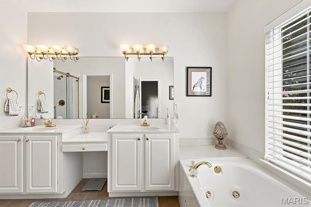 Grand View Ridge Three - Residential