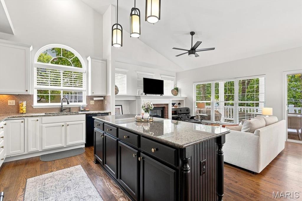 Grand View Ridge Three - Residential