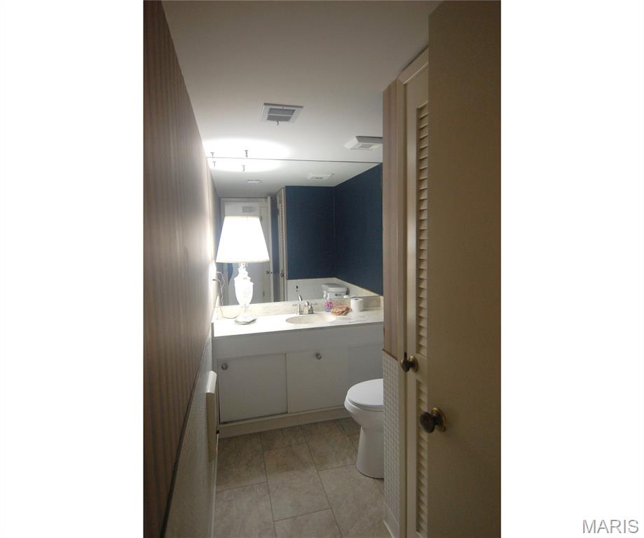 Sakura Gardens Condo - Residential