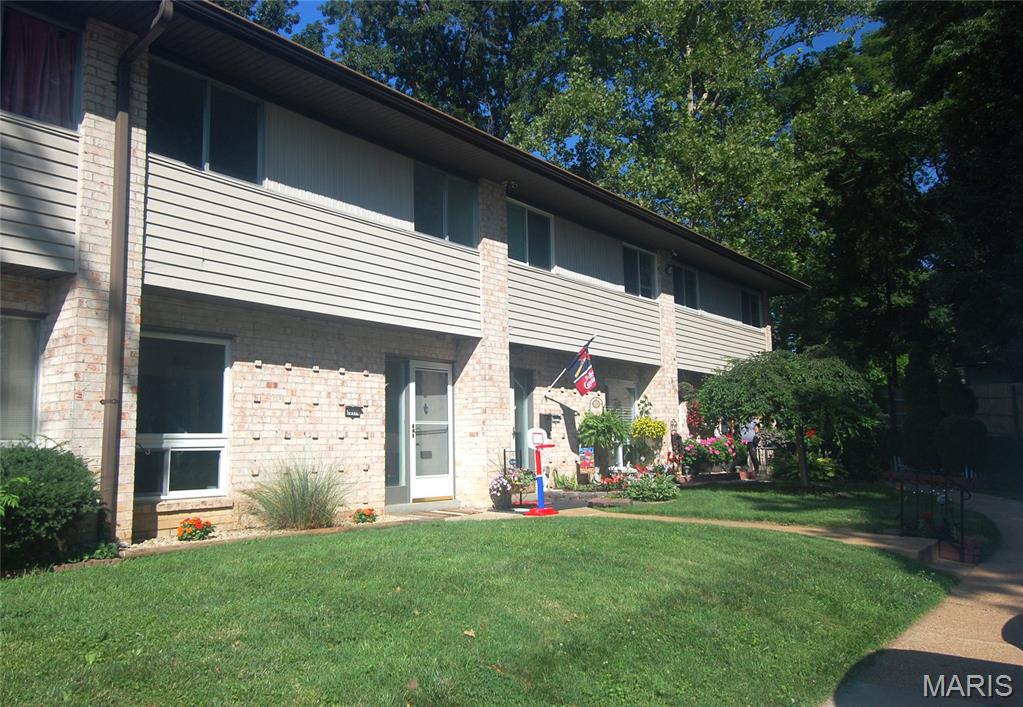 Sakura Gardens Condo - Residential