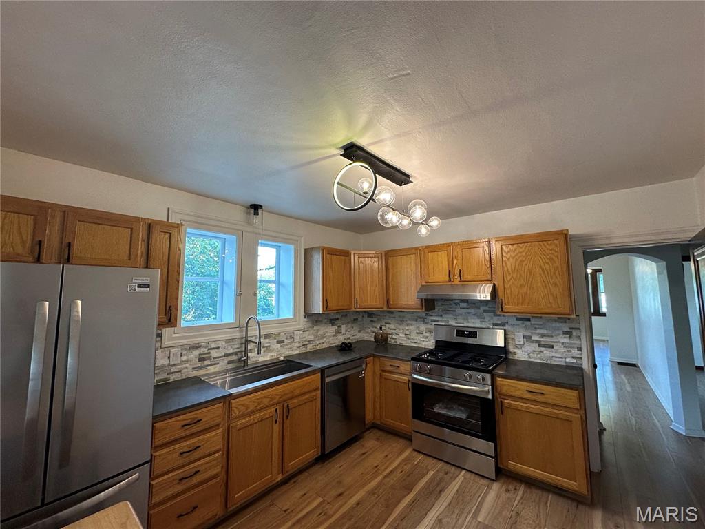 L D Huntington - Residential
