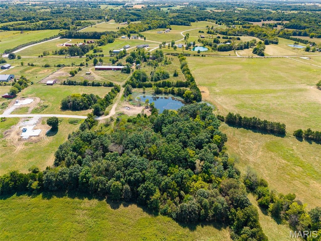 New Bloomfield - Land