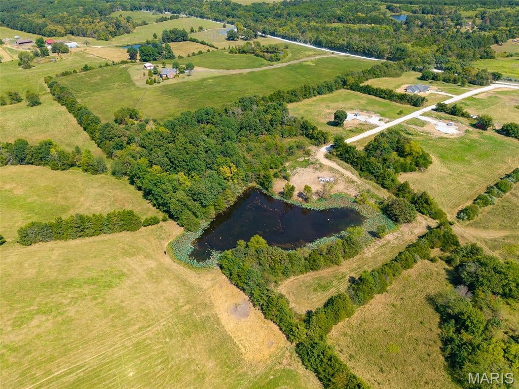 New Bloomfield - Land