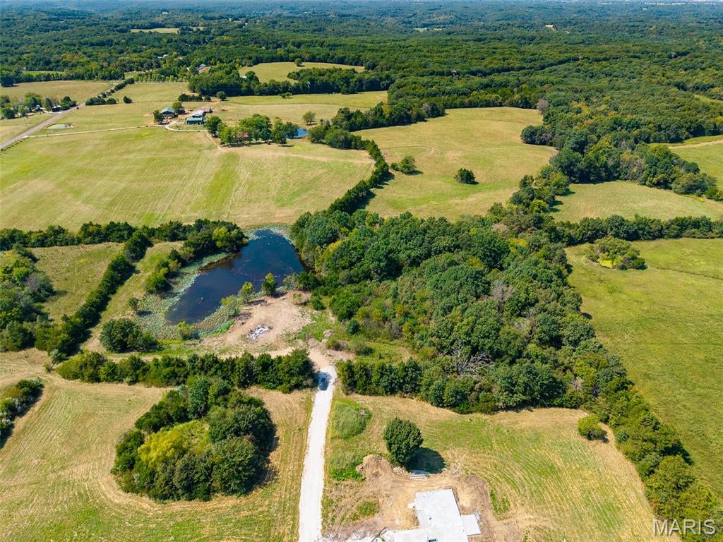 New Bloomfield - Land