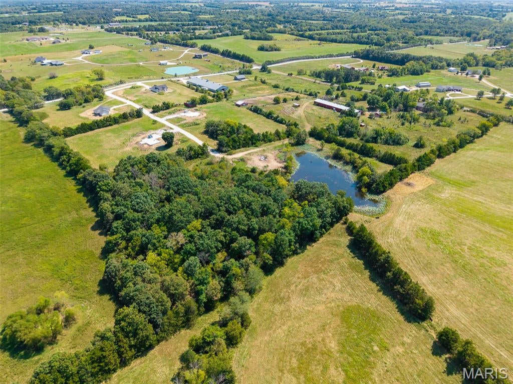 New Bloomfield - Land