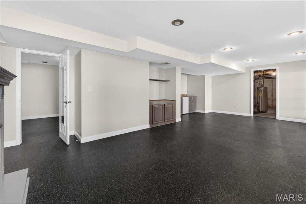 Cambridge Manor #1 - Residential
