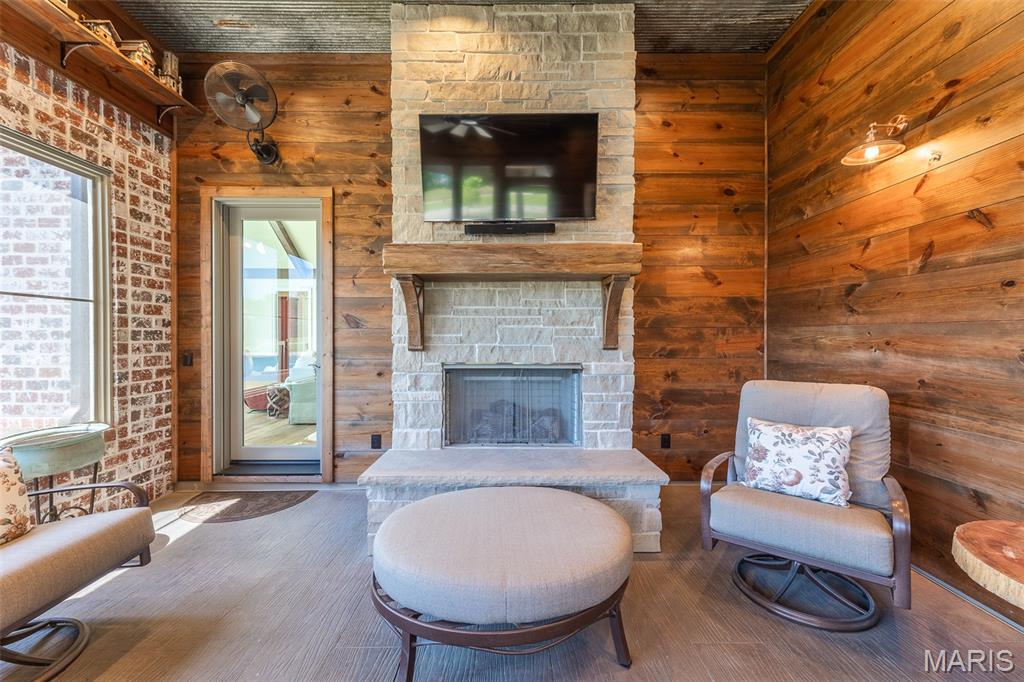 Arrowhead Lake Estates - Residential