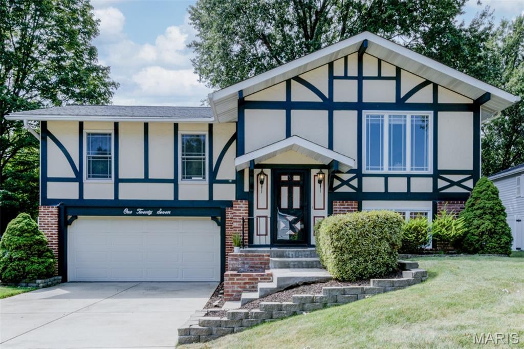 A warm, one-owner home in an established St. Peters neighborhood where mature trees, a shaded street and a comfortable sense of community set the tone. This is the kind of home that has been cared for over time and is now ready for a new owner to make it their own. Original owner - 1978 - 2026. Beautiful private backyard with privacy fence and gate for access. Perfect home for entertainment in the lower level with wood-burning fireplace and full bathroom with walk-in shower. Upstairs, a very large living room - dining room combination opening up to the backyard. Updated kitchen with stainless steel appliances and silk stone countertops. Extra cabinets and pantry as well.