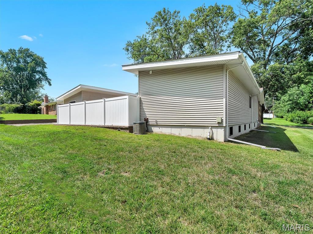 Four Seasons Sec #1 - Residential