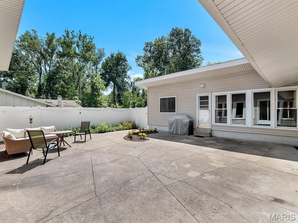 Four Seasons Sec #1 - Residential