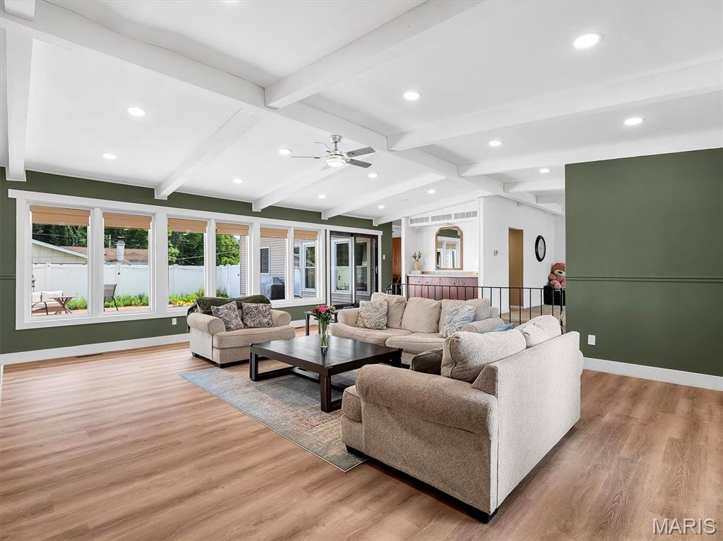 Four Seasons Sec #1 - Residential