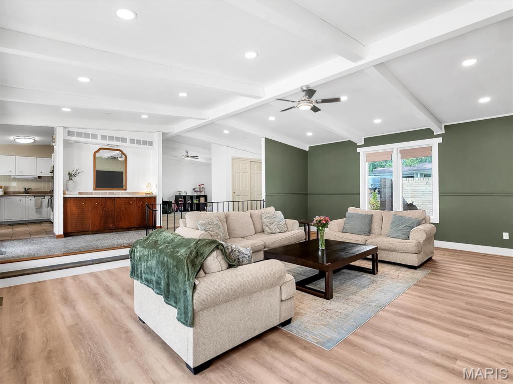 Four Seasons Sec #1 - Residential