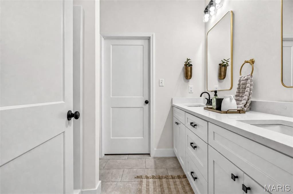 H&M Place lot 2-A - Residential