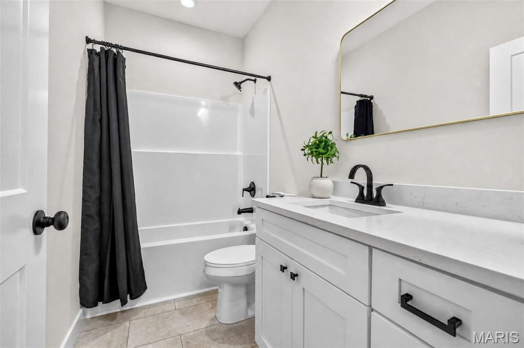 H&M Place lot 2-A - Residential