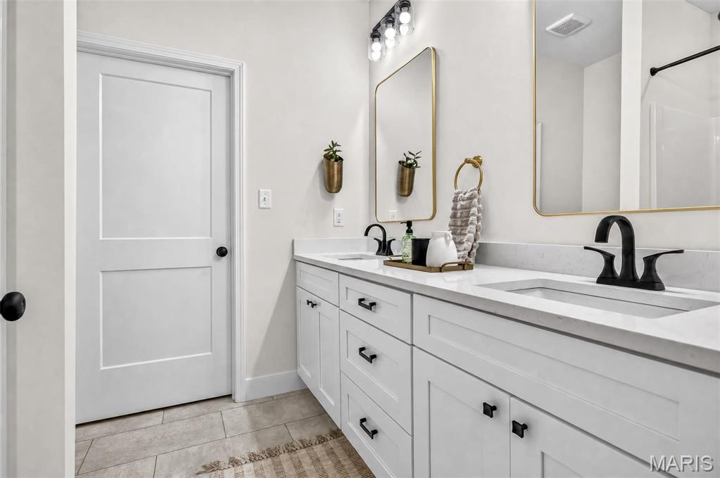 H&M Place lot 2-A - Residential