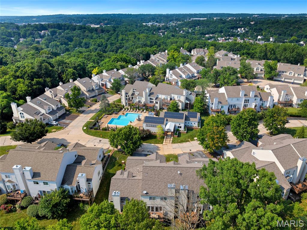 Ridgeview Place Ph Two Condo - Residential