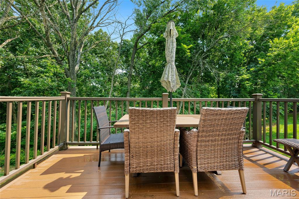 Ridgeview Place Ph Two Condo - Residential