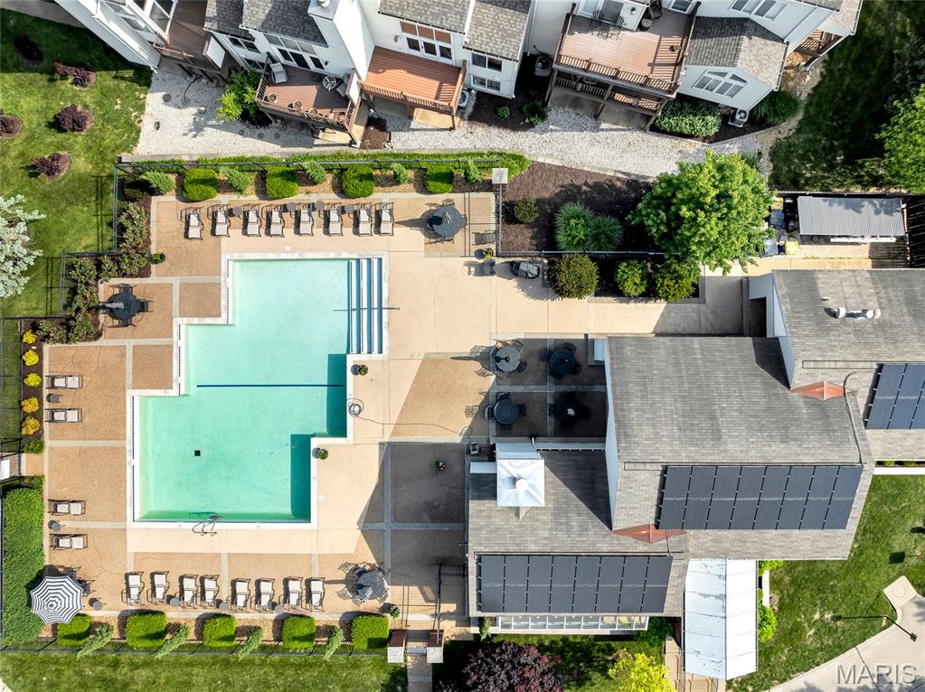 Ridgeview Place Ph Two Condo - Residential