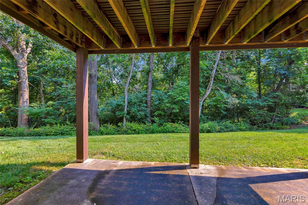 Ridgeview Place Ph Two Condo - Residential