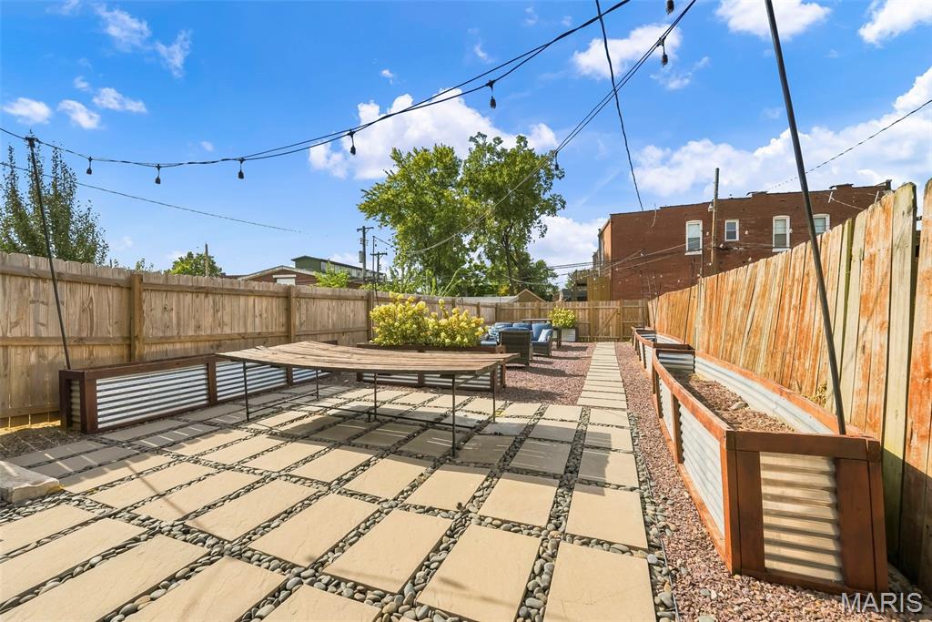 Lynch Add - Residential