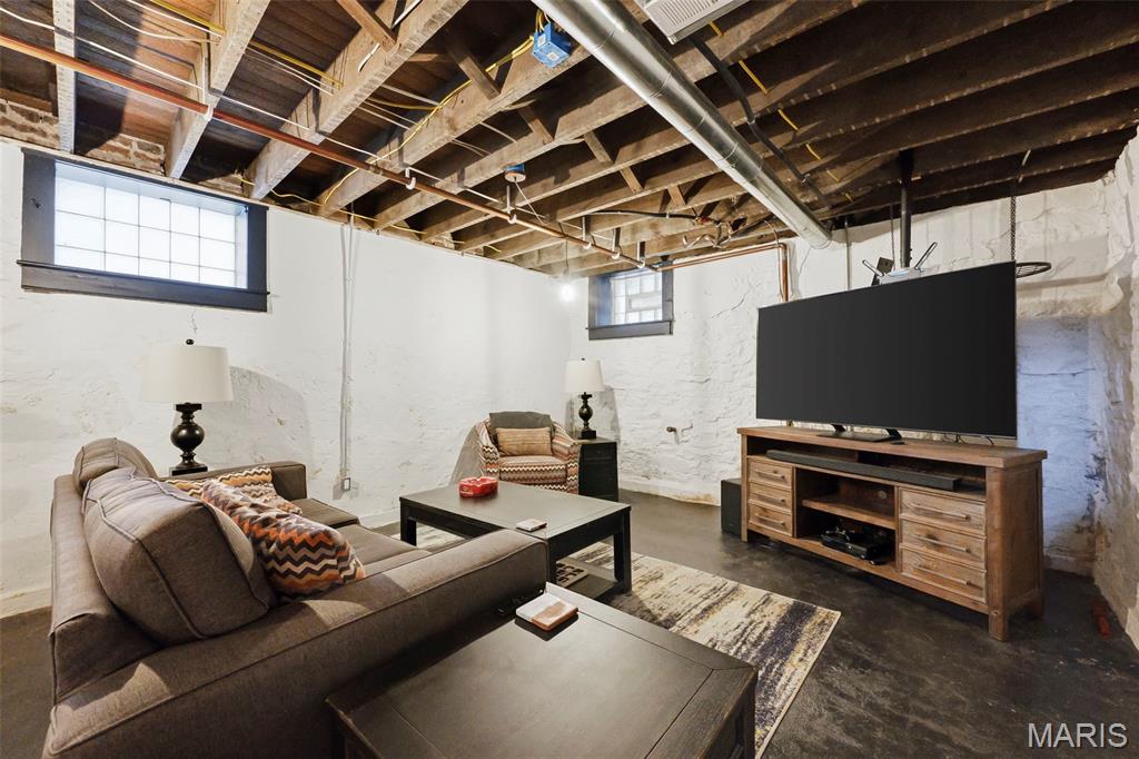 Lynch Add - Residential