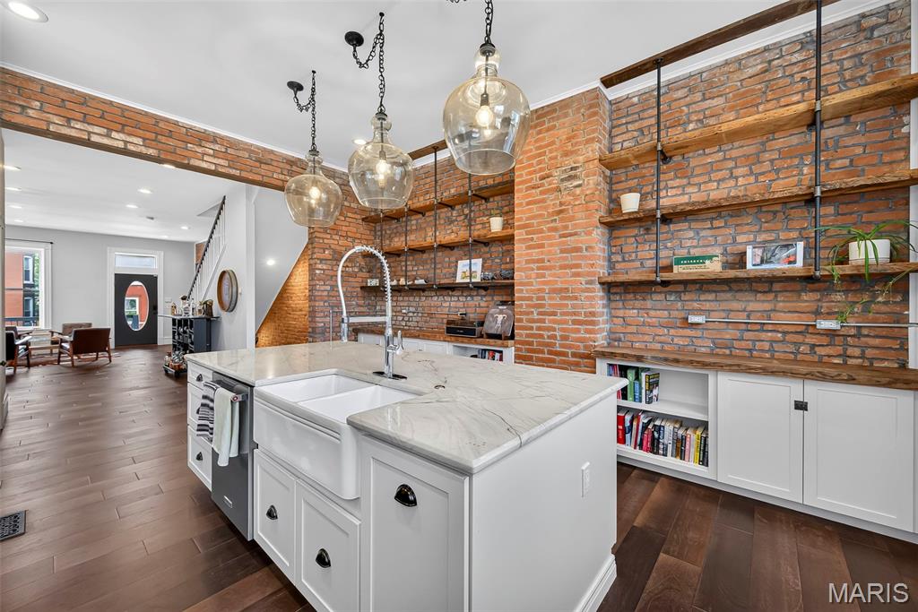Lynch Add - Residential