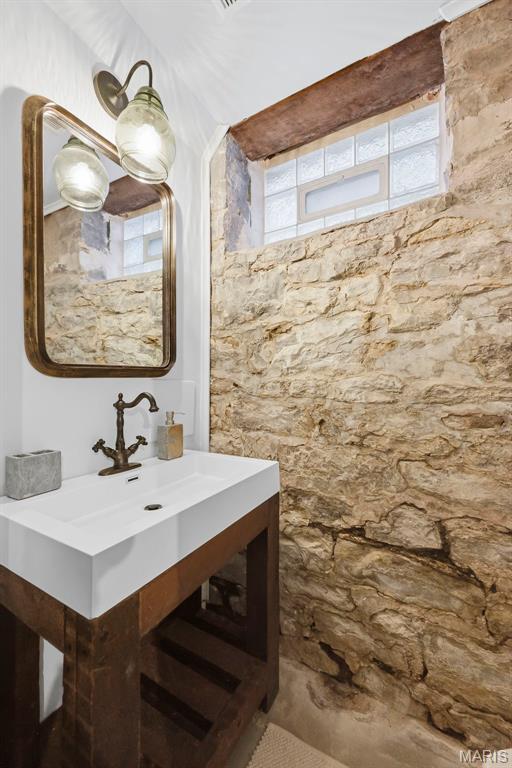 Lynch Add - Residential