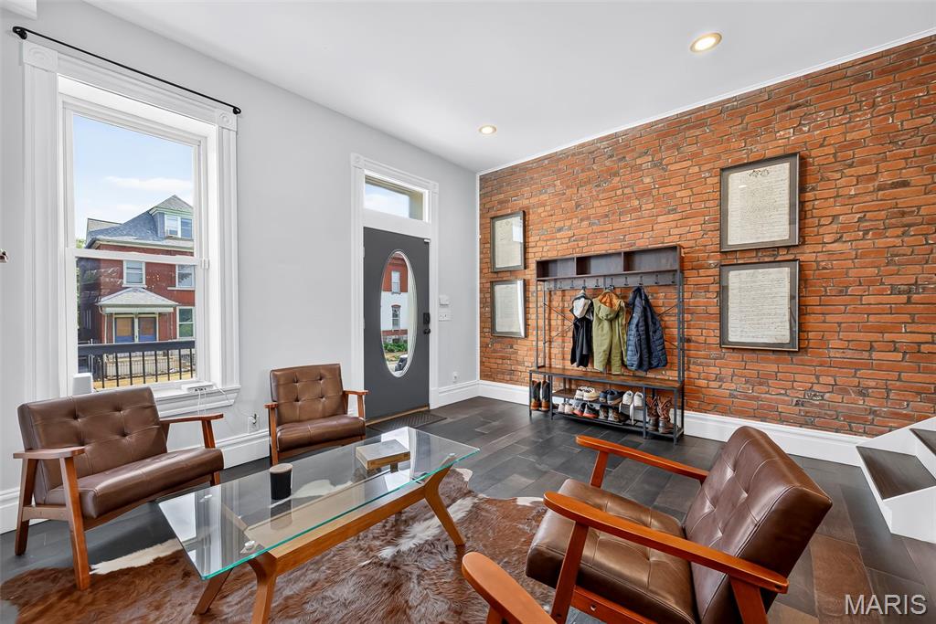 Lynch Add - Residential