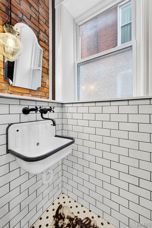 Lynch Add - Residential