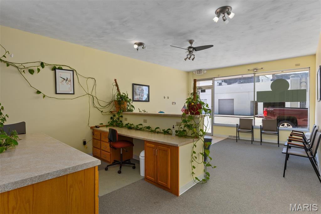 Litchfield - Commercial Sale