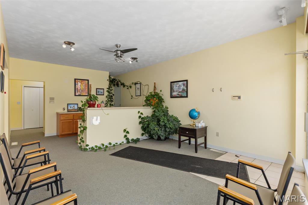Litchfield - Commercial Sale