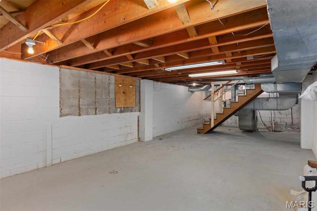 Litchfield - Commercial Sale