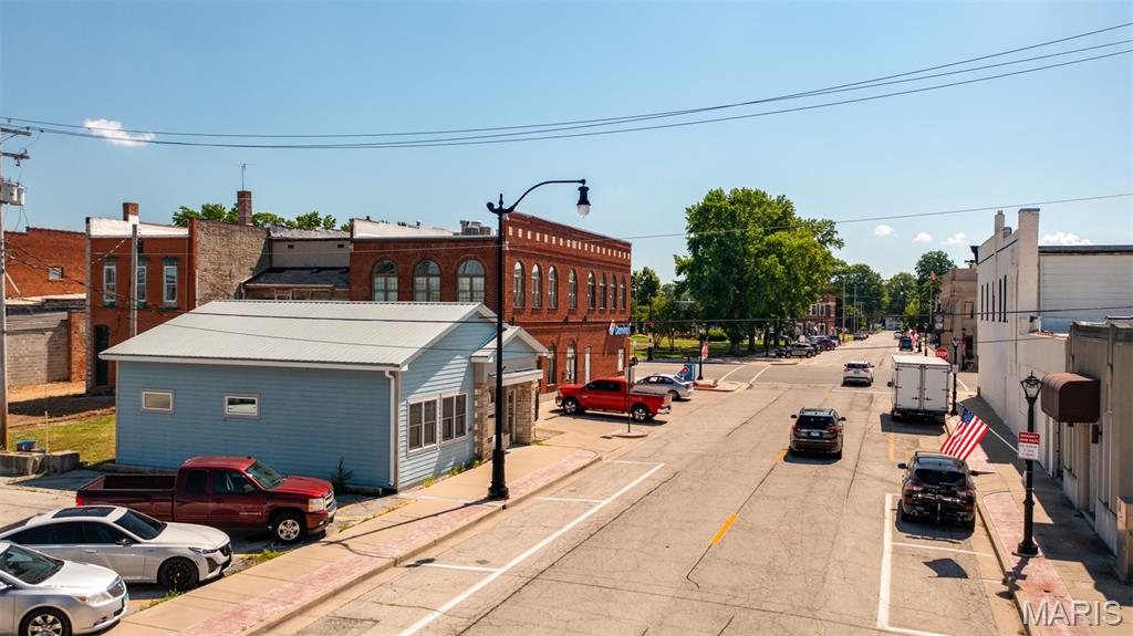 Litchfield - Commercial Sale