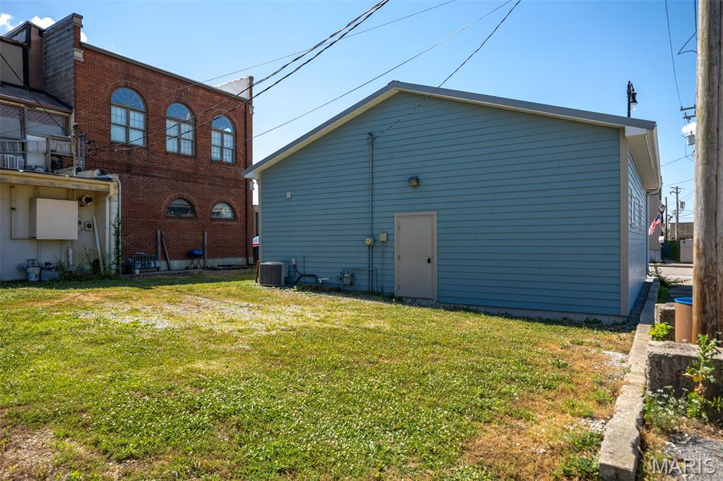 Litchfield - Commercial Sale