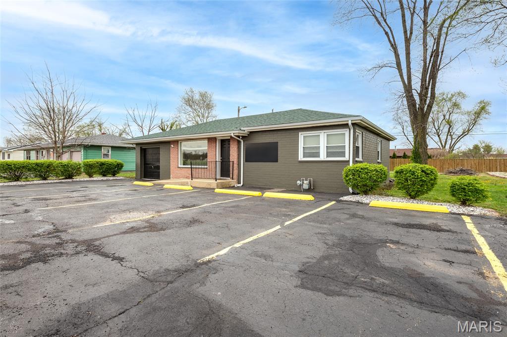 Cedar View Sub - Commercial Sale