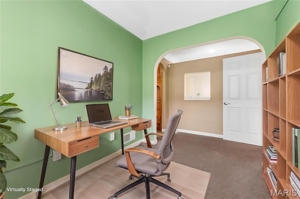 Cedar View Sub - Commercial Sale